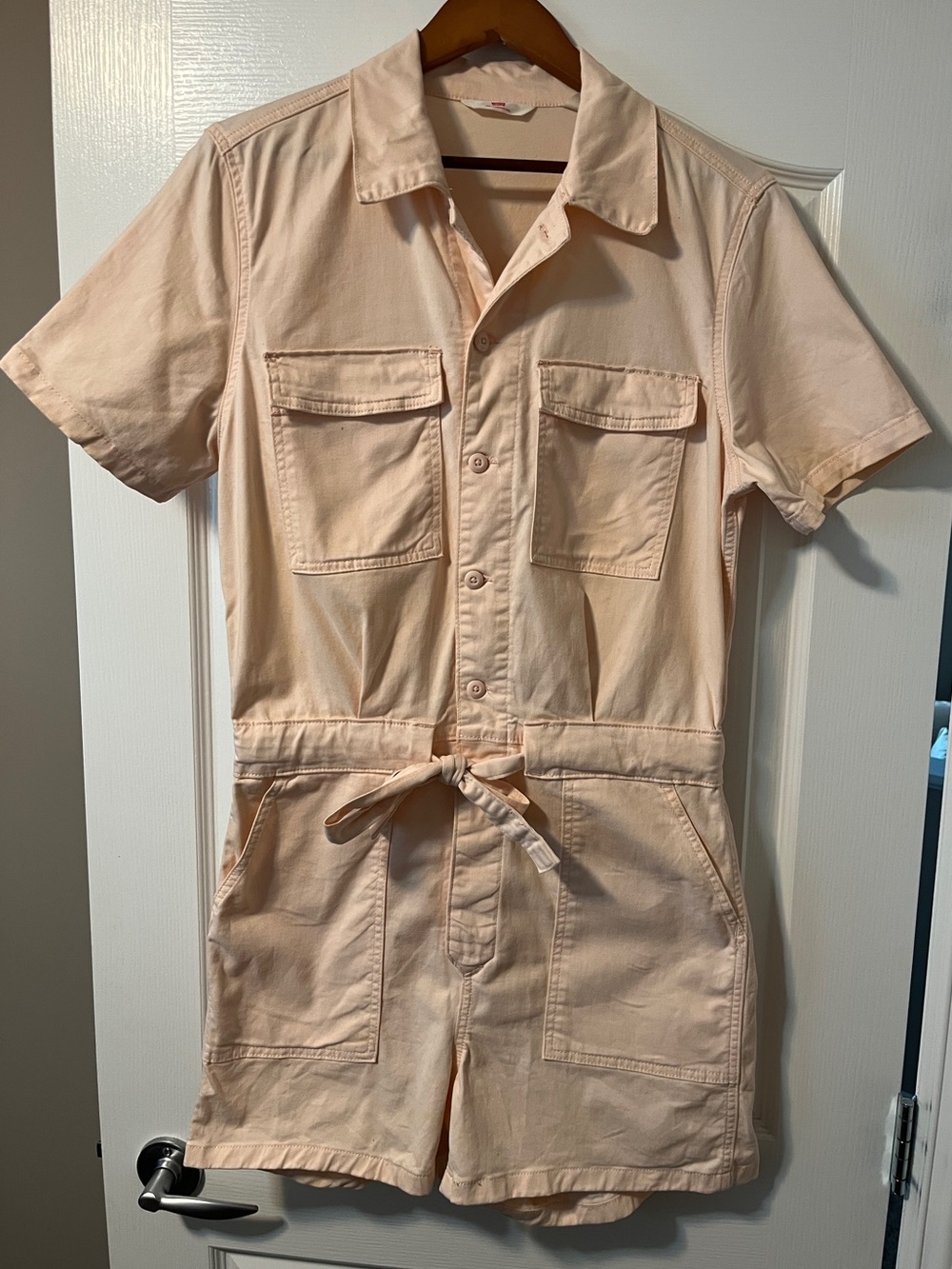 Levi's Peach Short-Sleeve One-Piece Romper with Tie Waist, size M